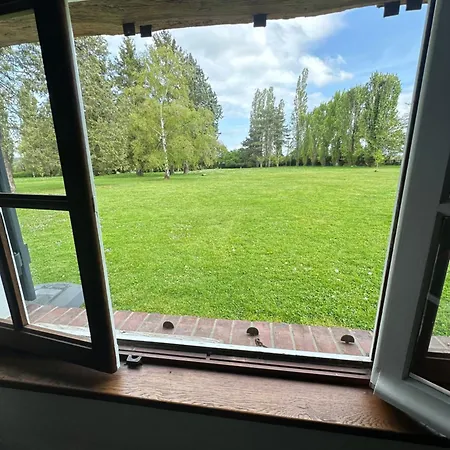 Enoland La Maison Du Bonheur Сasa de vacaciones *